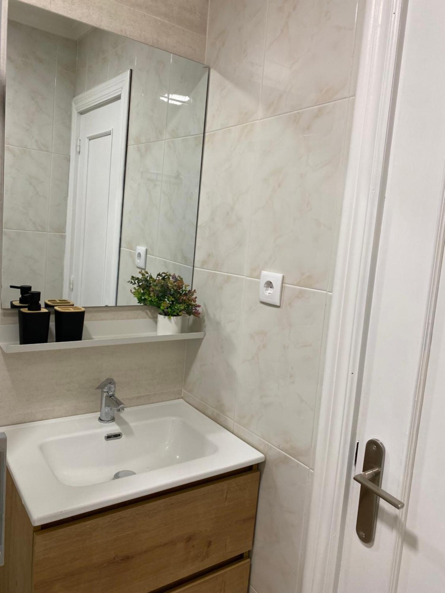 Apartamento Nuevo Zona General Davila Cerca De Las Playas De Santander Exterior foto